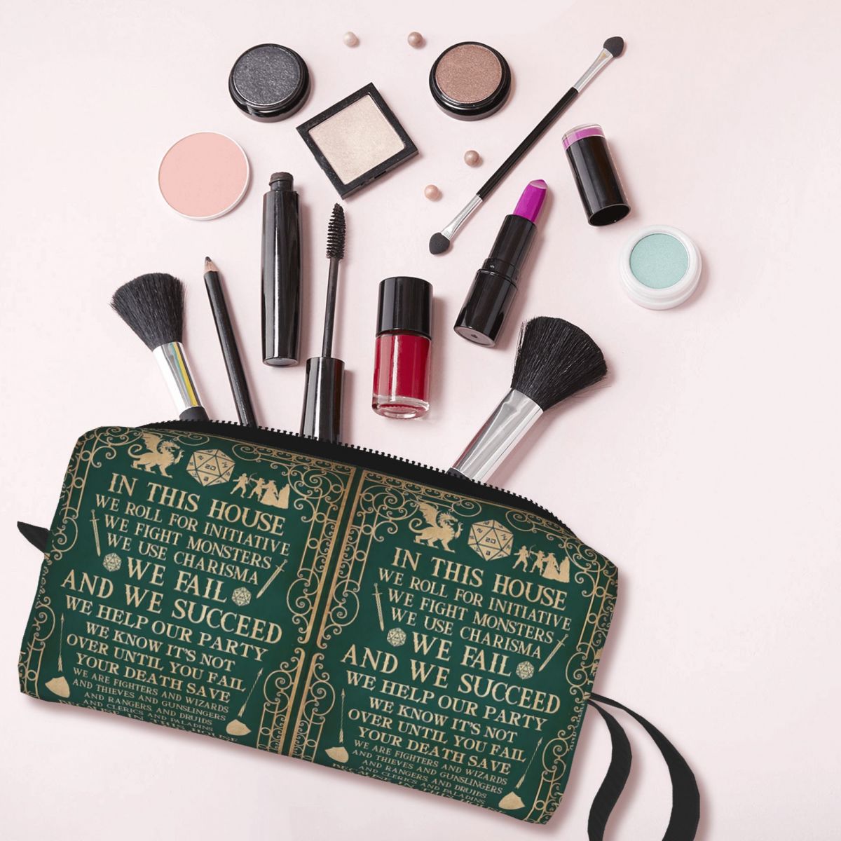 この家ではD&Dゲームが行われます。イニシアチブを決定するに - Makeup Beauty Makeup Game のレビューと価格