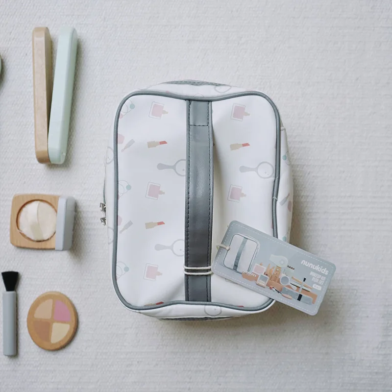 新しい子供用木製シミュレーションメイクアップおもちゃセット、 - Makeup Beauty Makeup Game のレビューと価格