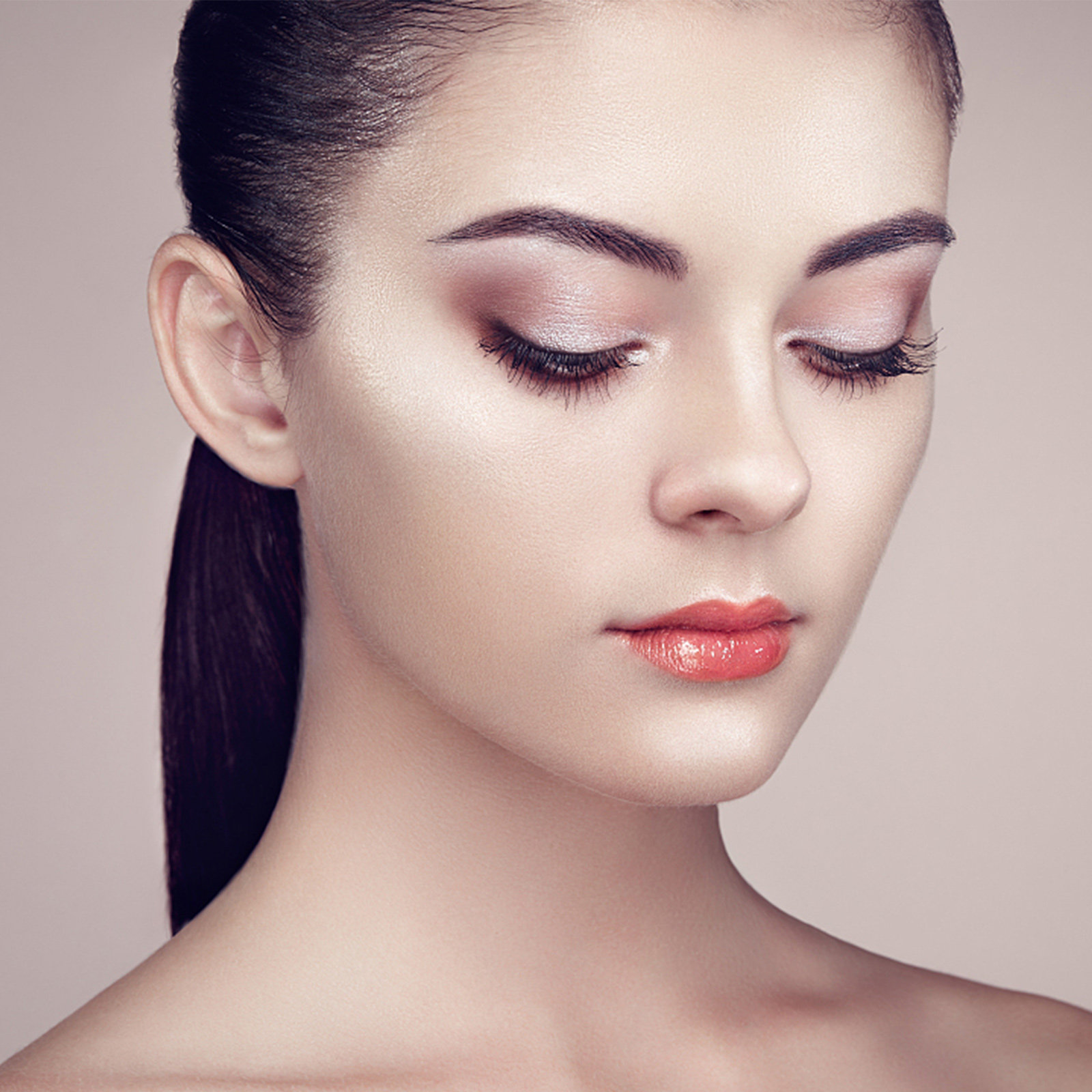 5組のナチュラルなクロス型つけまつげ。高品質な合成繊維を使用 - Photo Beauty Makeup のレビューと価格